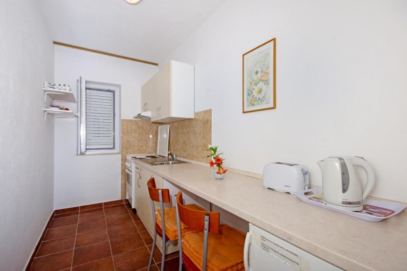 Villa Antonia Baška Voda Buitenkant foto