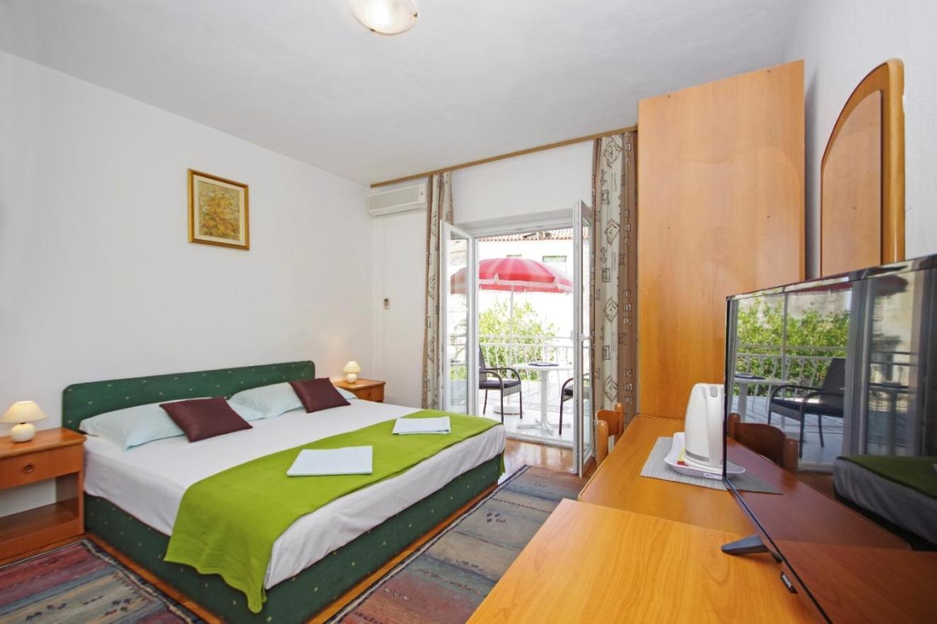 Villa Antonia Baška Voda Buitenkant foto